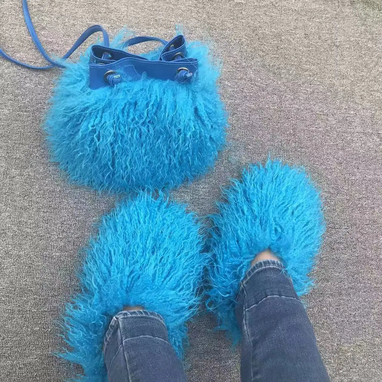 Fluffy Slipper & Bag Set